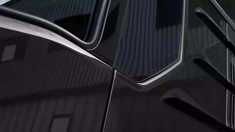 Aerodomes2) in elegant black